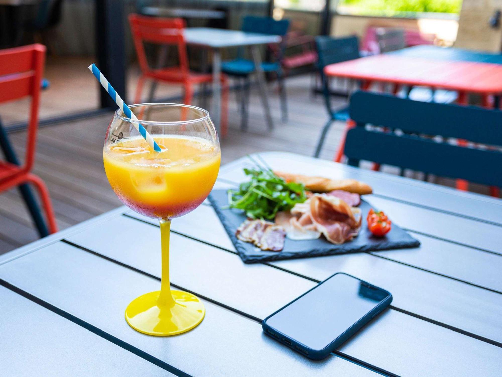Ibis Styles Bordeaux Sud Hotel Villenave-d'Ornon Bagian luar foto